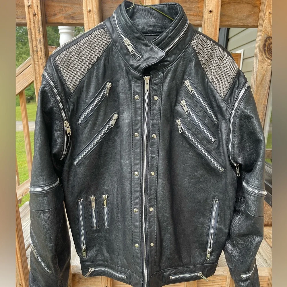 Vintage Micheal Jackson Beat It leather jacket size small - Picture 1 of 8